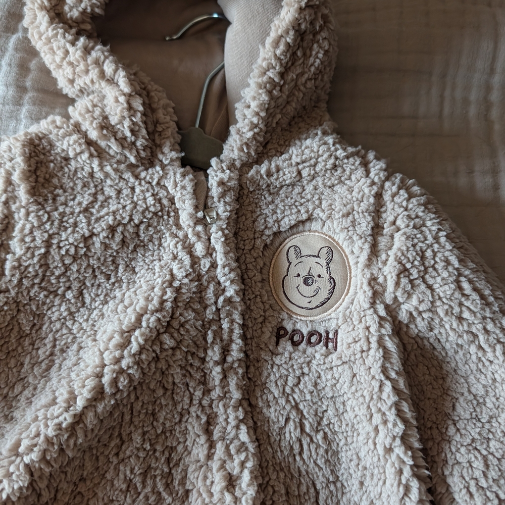 NWT Disney Pooh Bear Sherpa Outfit